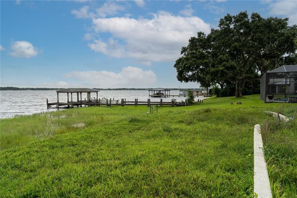 For Sale: $999,000 (0.43 acres)