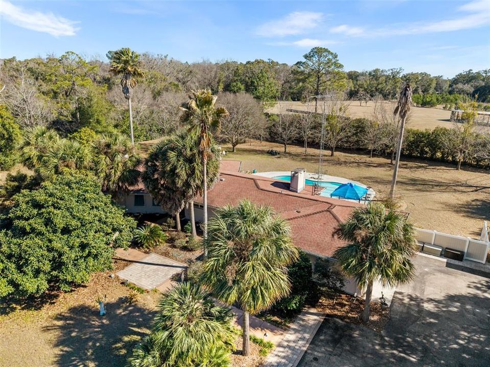 For Sale: $675,000 (5 beds, 4 baths, 3557 Square Feet)