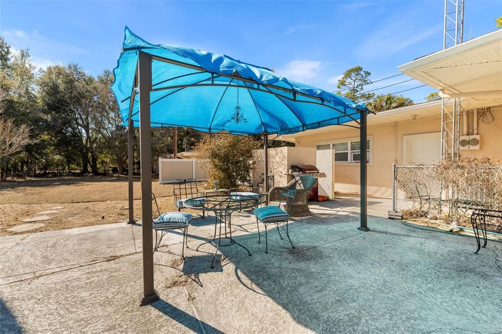 For Sale: $675,000 (5 beds, 4 baths, 3557 Square Feet)