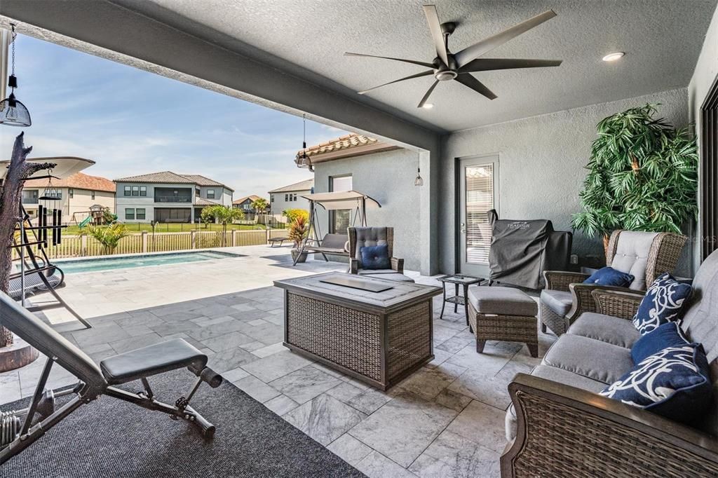 Activo con contrato: $1,154,000 (4 camas, 3 baños, 4193 Pies cuadrados)