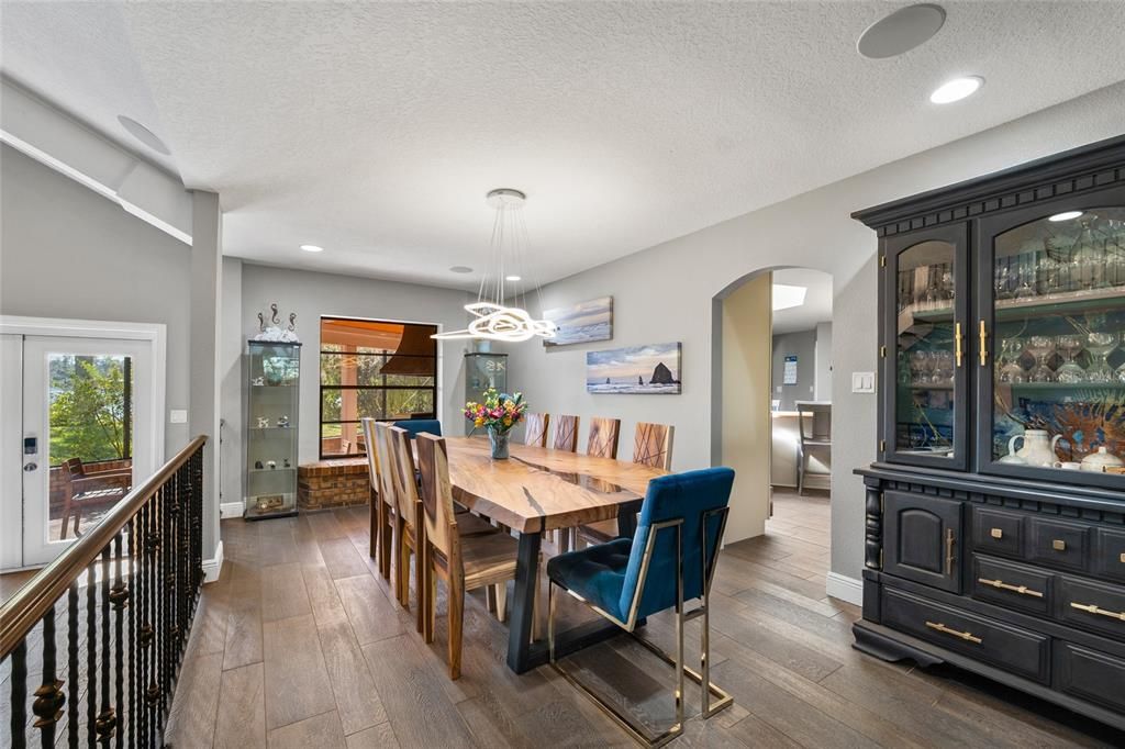 Active With Contract: $1,500,000 (6 beds, 5 baths, 4557 Square Feet)