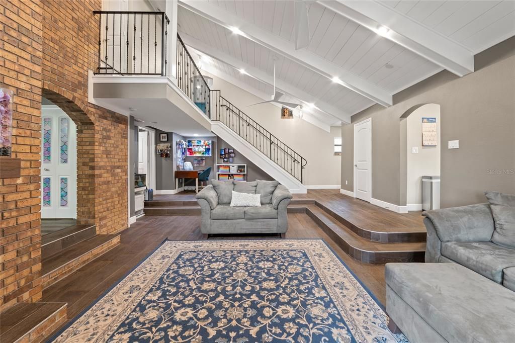 Active With Contract: $1,500,000 (6 beds, 5 baths, 4557 Square Feet)