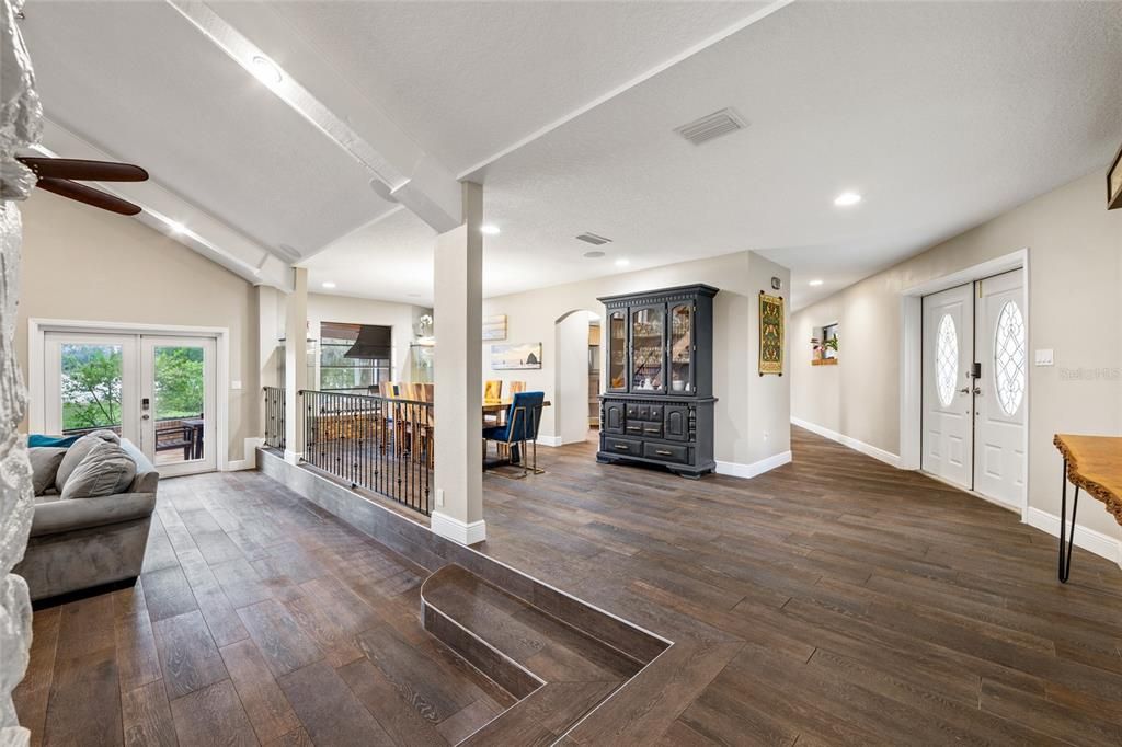 Active With Contract: $1,500,000 (6 beds, 5 baths, 4557 Square Feet)