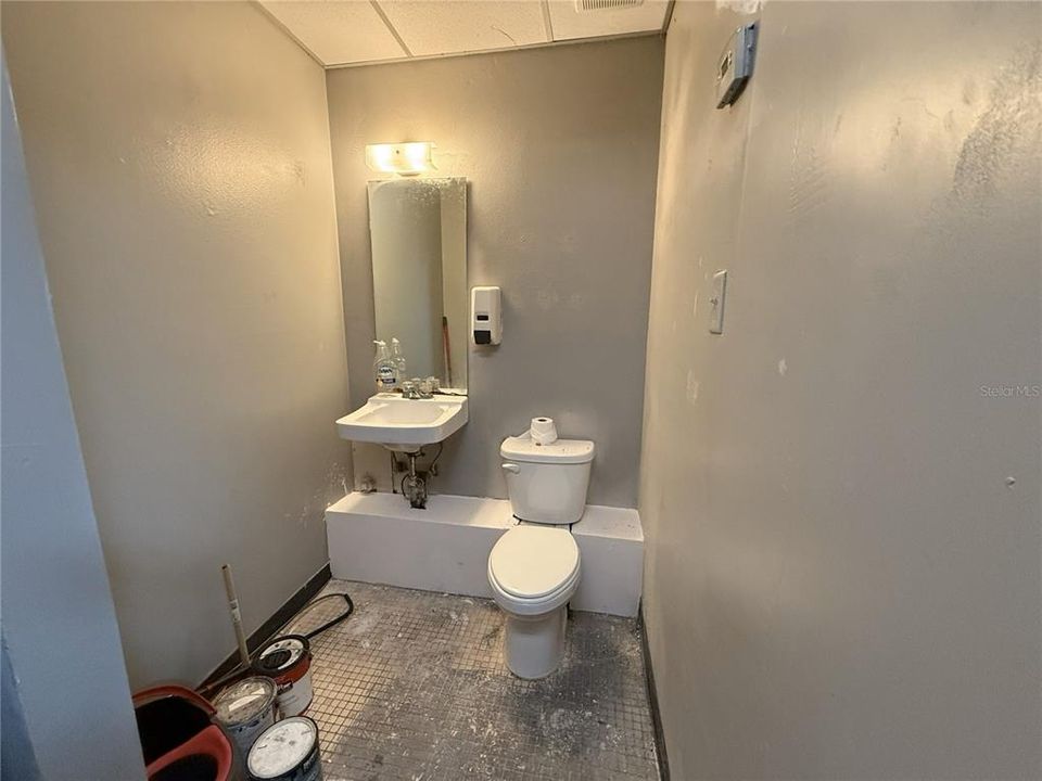 En Venta: $22,800 (0 camas, 0 baños, 2016 Pies cuadrados)