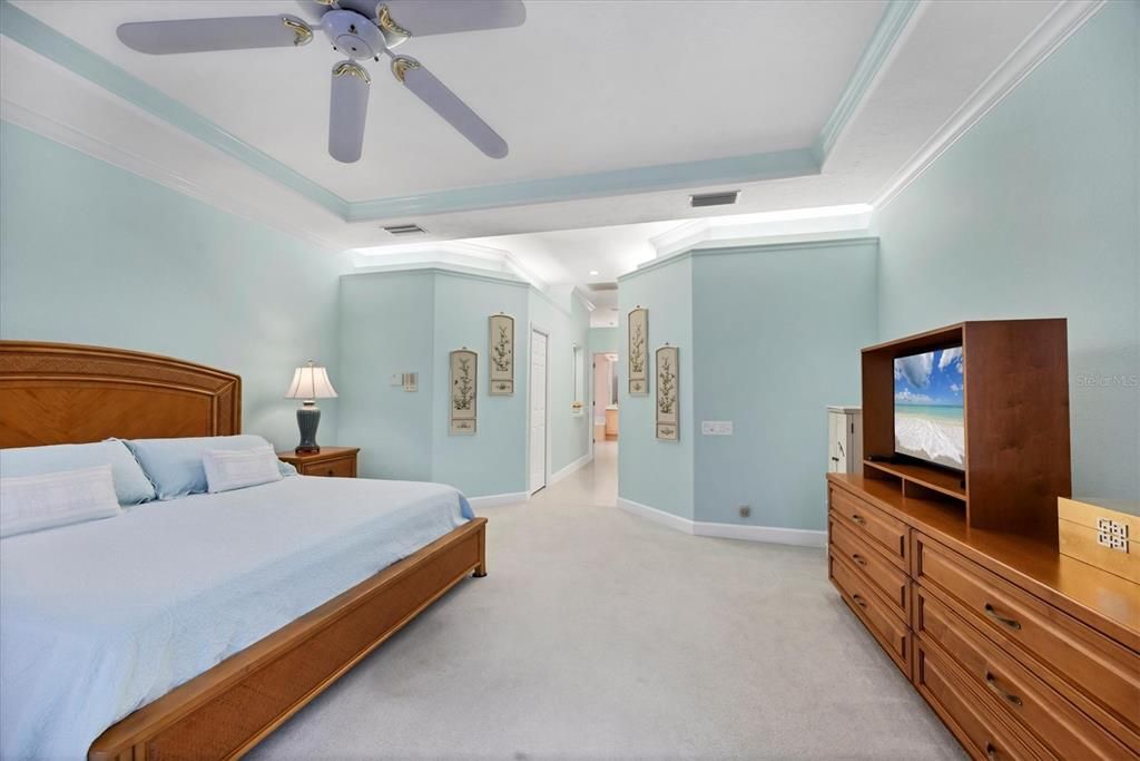 For Sale: $1,150,000 (3 beds, 2 baths, 2789 Square Feet)