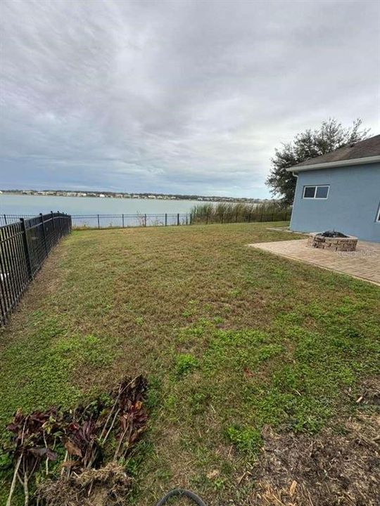 For Sale: $579,000 (4 beds, 3 baths, 2374 Square Feet)