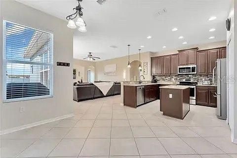 For Sale: $579,000 (4 beds, 3 baths, 2374 Square Feet)