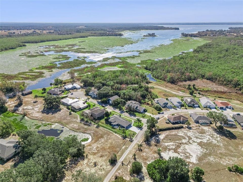 На продажу: $375,000 (3 спален, 2 ванн, 2233 Квадратных фут)