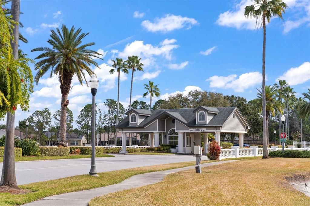 For Sale: $563,000 (3 beds, 2 baths, 2409 Square Feet)