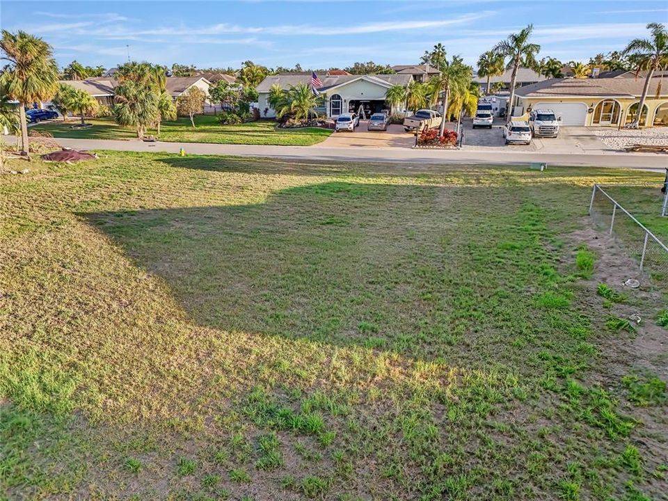 En Venta: $179,900 (0.29 acres)