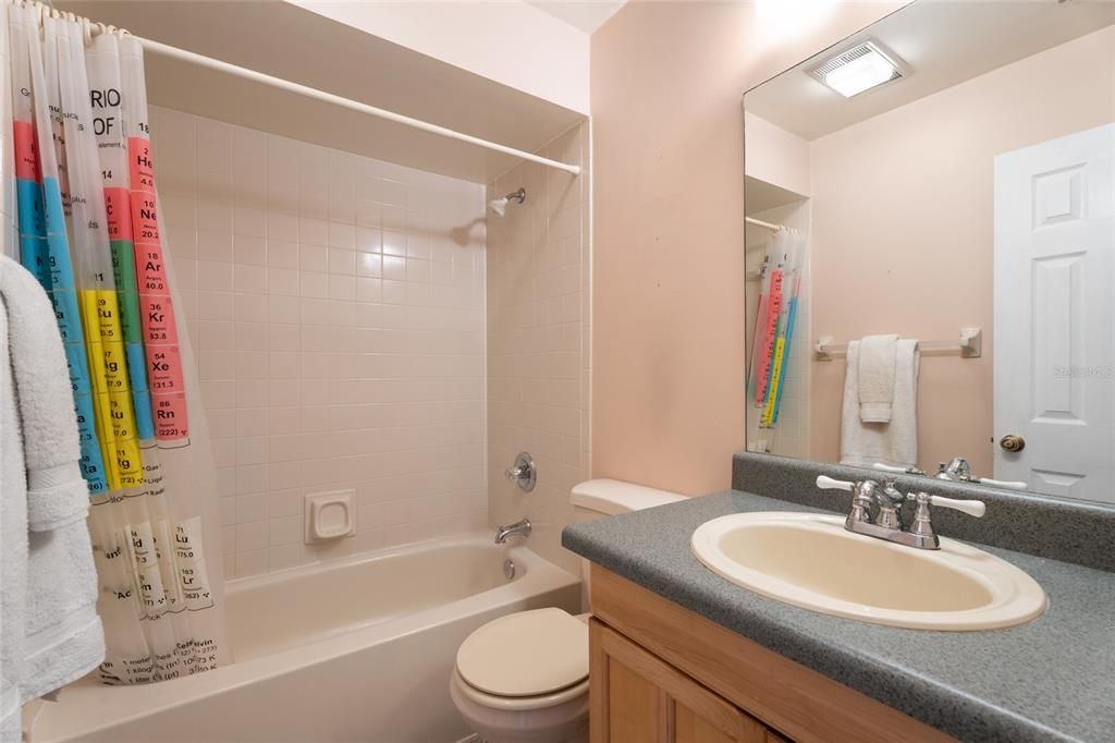 En Venta: $325,000 (2 camas, 2 baños, 1265 Pies cuadrados)