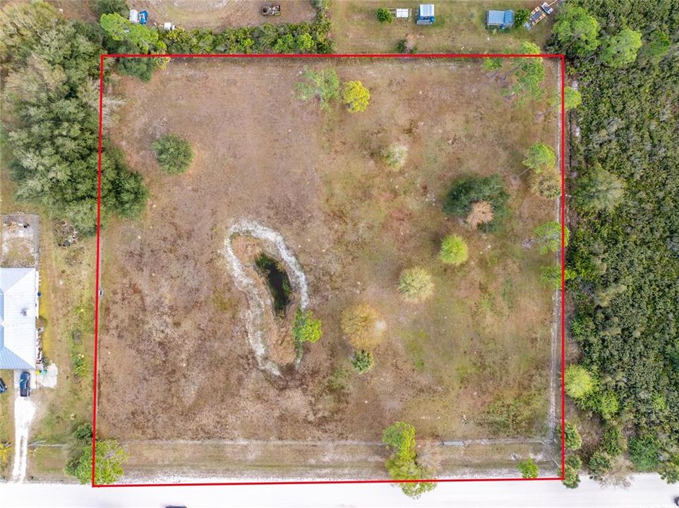 На продажу: $189,000 (2.50 acres)