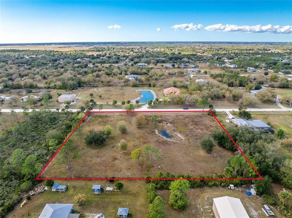 На продажу: $189,000 (2.50 acres)
