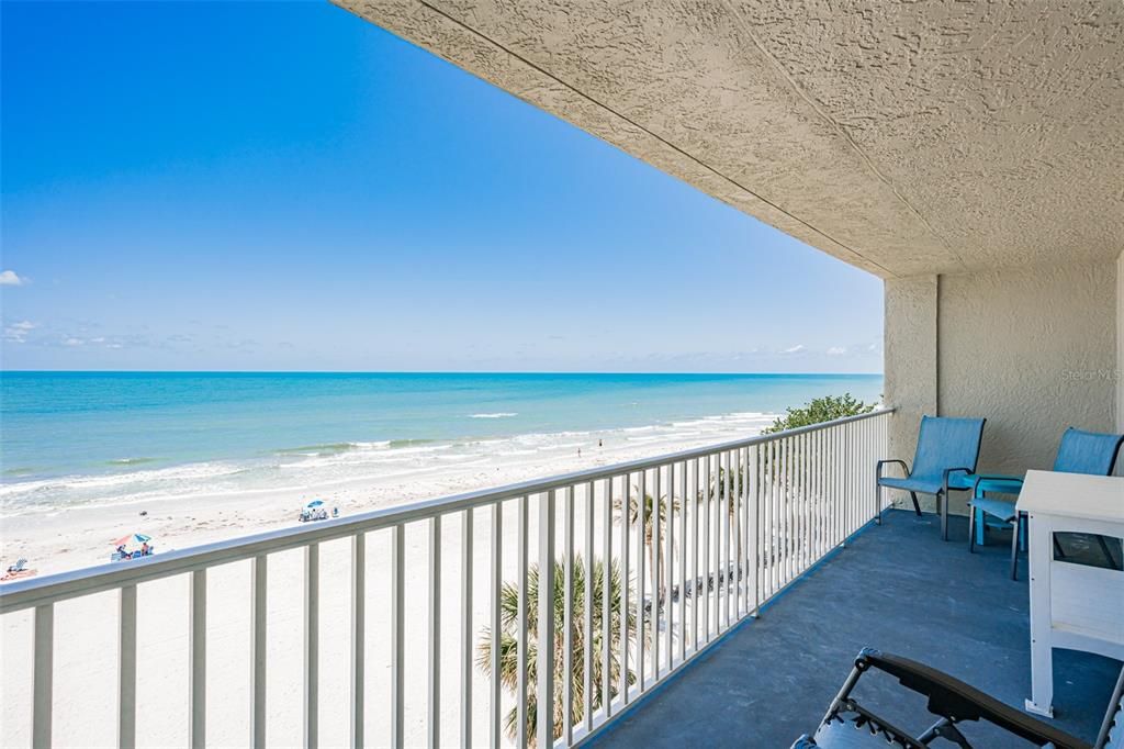For Sale: $1,250,000 (3 beds, 2 baths, 1410 Square Feet)
