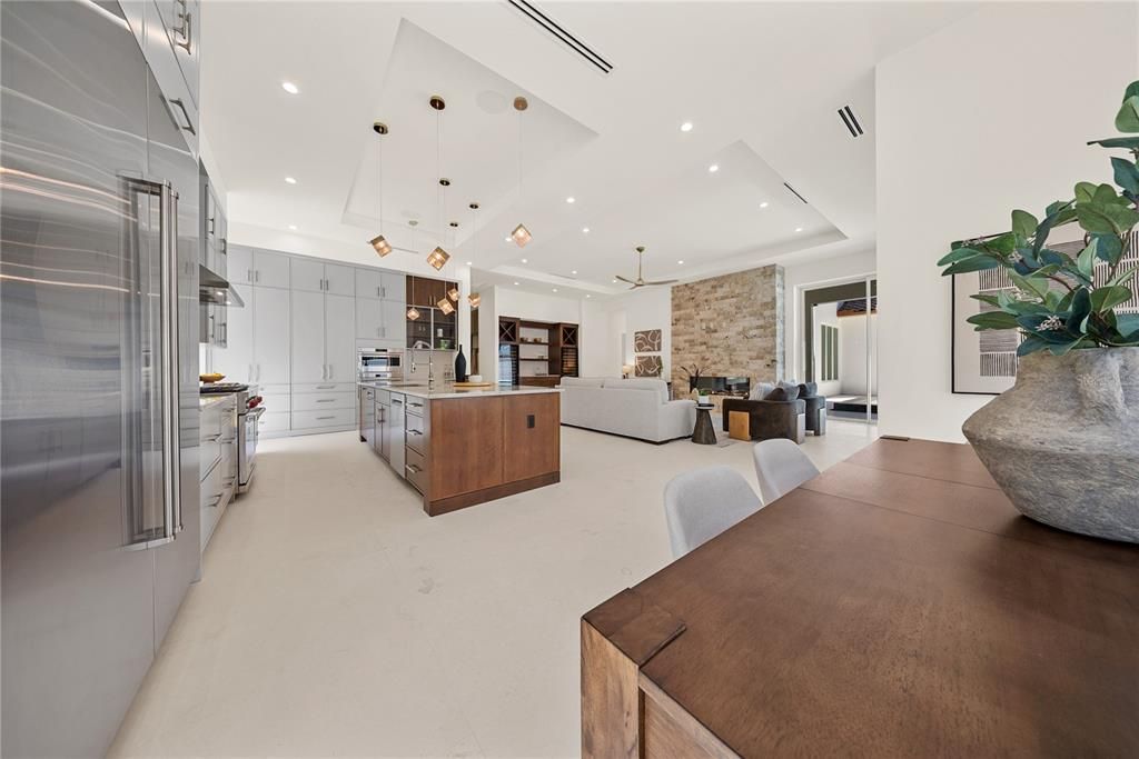 En Venta: $3,600,000 (5 camas, 5 baños, 4839 Pies cuadrados)
