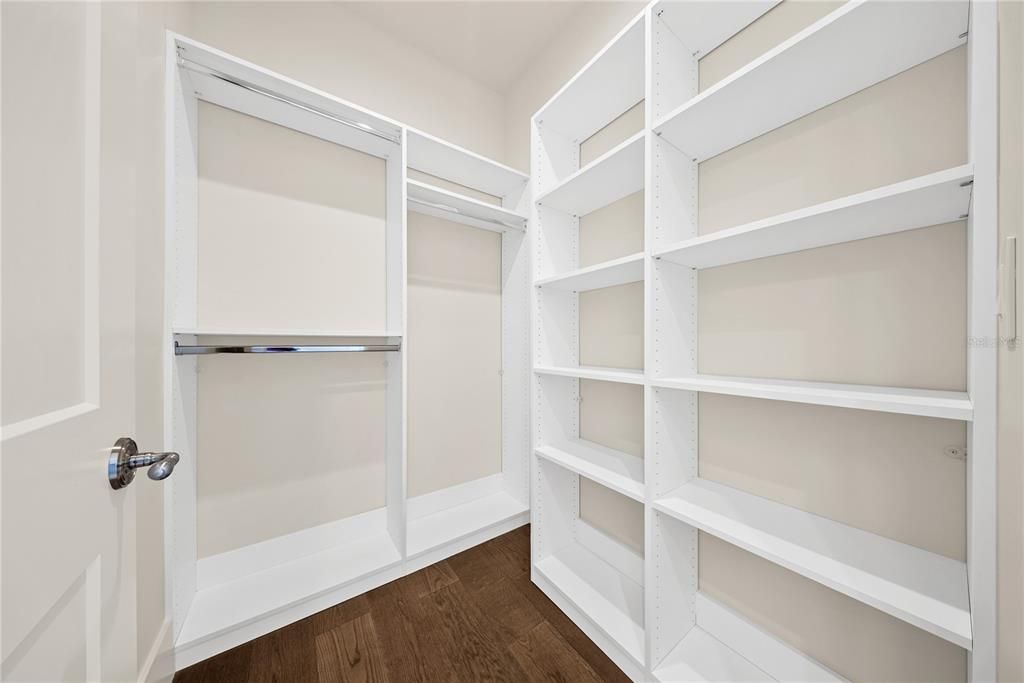 En Venta: $3,600,000 (5 camas, 5 baños, 4839 Pies cuadrados)