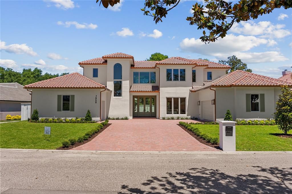 En Venta: $3,600,000 (5 camas, 5 baños, 4839 Pies cuadrados)