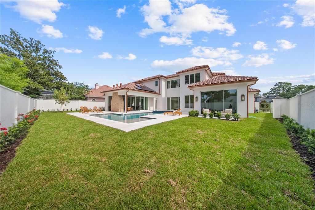 En Venta: $3,600,000 (5 camas, 5 baños, 4839 Pies cuadrados)