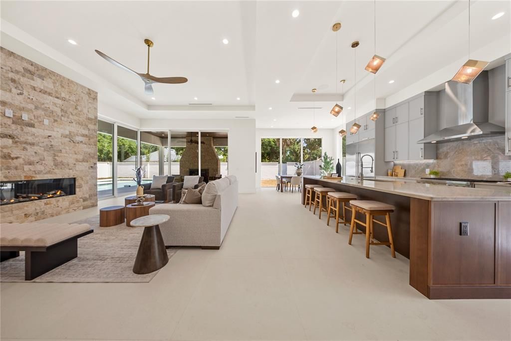 En Venta: $3,600,000 (5 camas, 5 baños, 4839 Pies cuadrados)