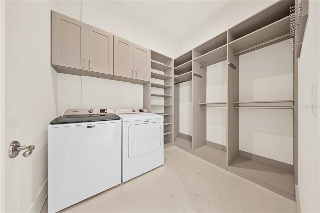 En Venta: $3,600,000 (5 camas, 5 baños, 4839 Pies cuadrados)