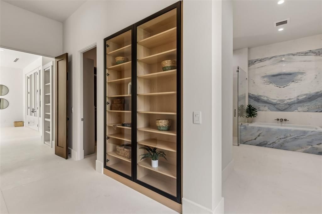 En Venta: $3,600,000 (5 camas, 5 baños, 4839 Pies cuadrados)