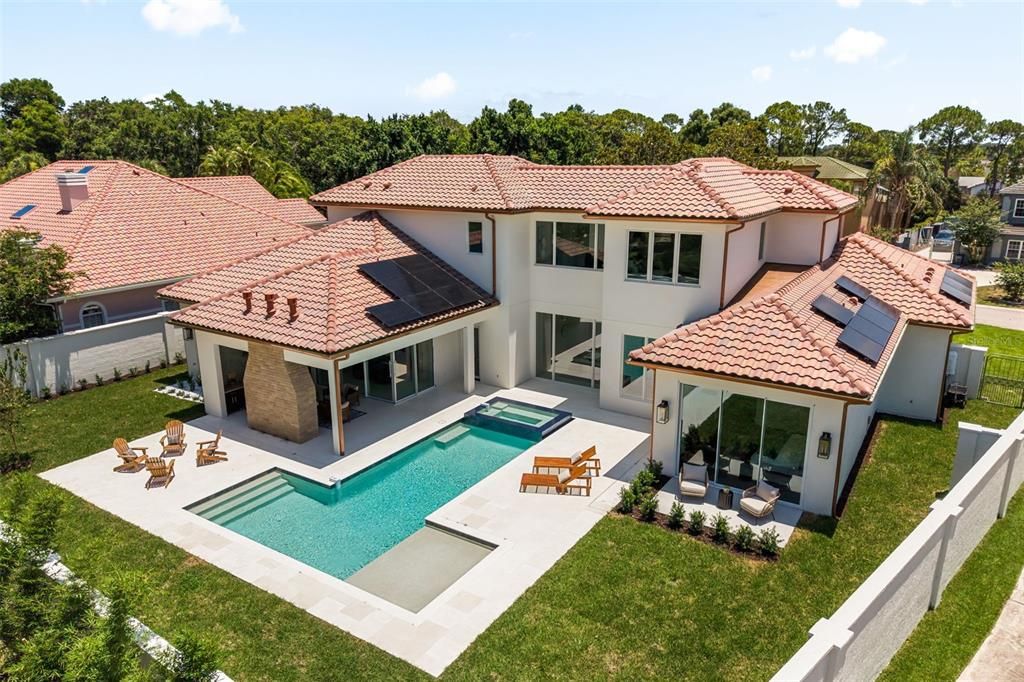 En Venta: $3,600,000 (5 camas, 5 baños, 4839 Pies cuadrados)
