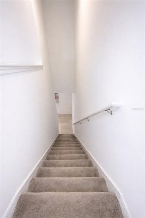 For Rent: $2,100 (3 beds, 2 baths, 1634 Square Feet)
