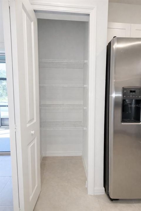 For Rent: $2,100 (3 beds, 2 baths, 1634 Square Feet)