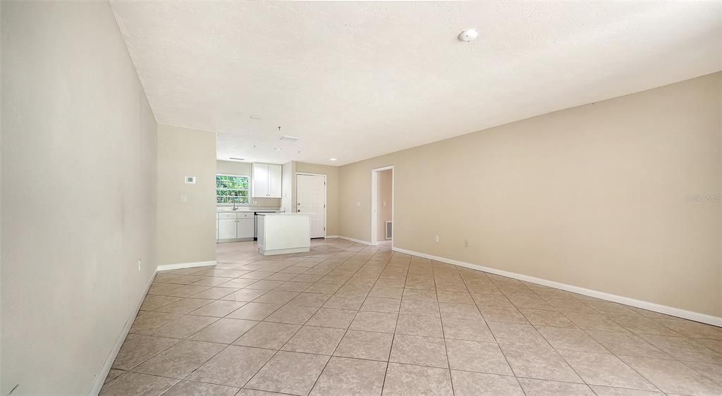Activo con contrato: $145,000 (2 camas, 2 baños, 1024 Pies cuadrados)