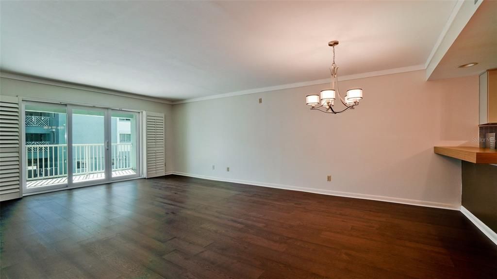 En Venta: $1,395,000 (2 camas, 2 baños, 1259 Pies cuadrados)
