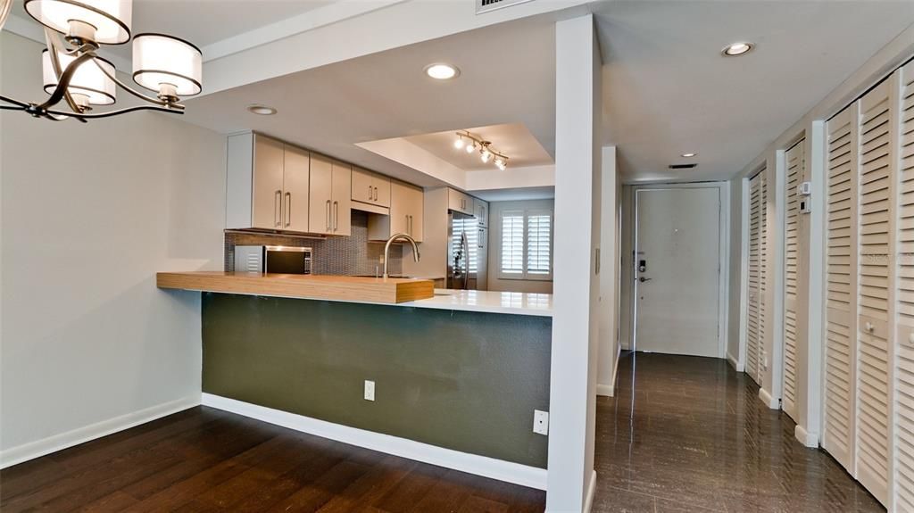 En Venta: $1,395,000 (2 camas, 2 baños, 1259 Pies cuadrados)