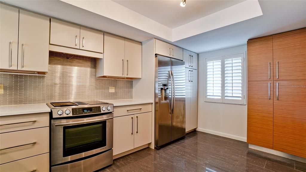 En Venta: $1,395,000 (2 camas, 2 baños, 1259 Pies cuadrados)