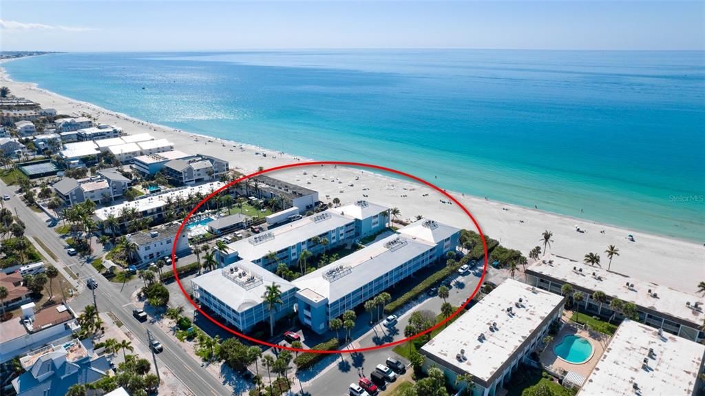 En Venta: $1,395,000 (2 camas, 2 baños, 1259 Pies cuadrados)