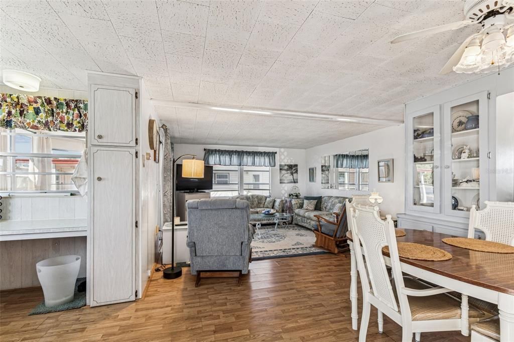 Activo con contrato: $89,000 (2 camas, 2 baños, 960 Pies cuadrados)