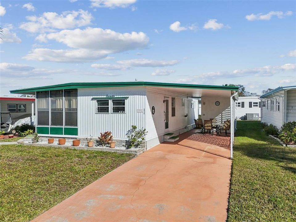 Activo con contrato: $89,000 (2 camas, 2 baños, 960 Pies cuadrados)