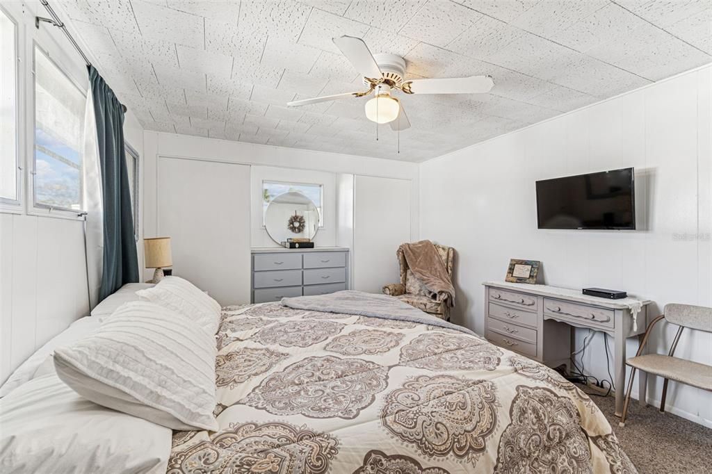 Activo con contrato: $89,000 (2 camas, 2 baños, 960 Pies cuadrados)