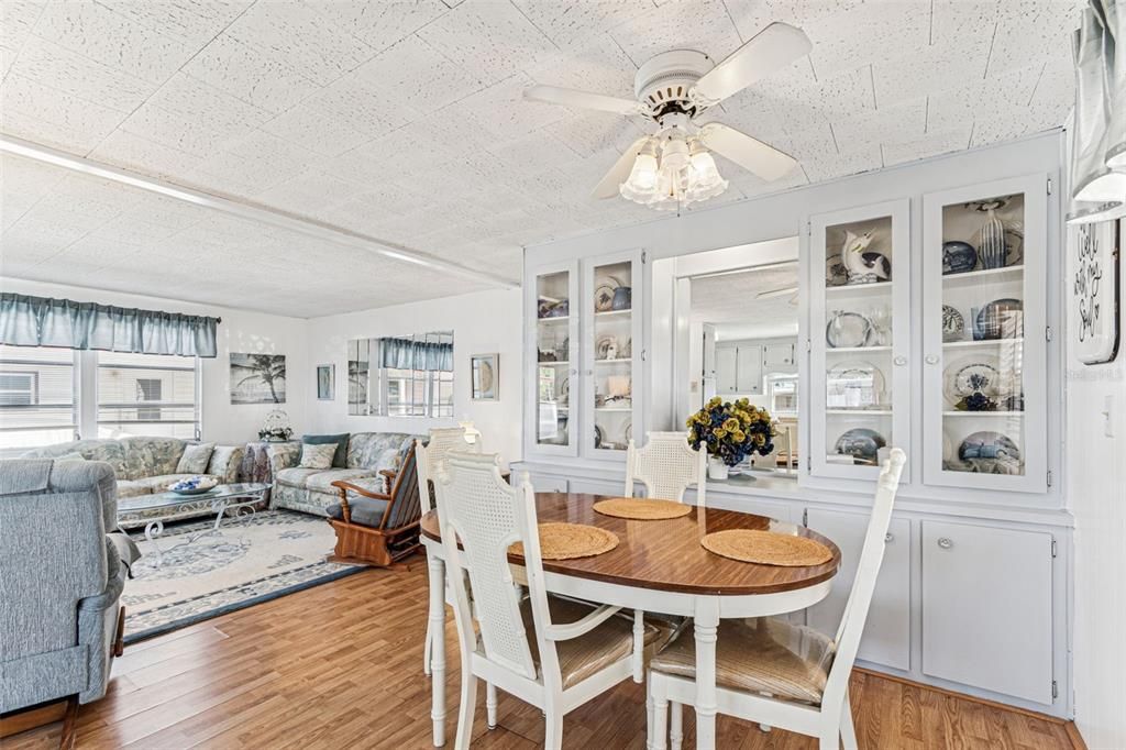 Activo con contrato: $89,000 (2 camas, 2 baños, 960 Pies cuadrados)