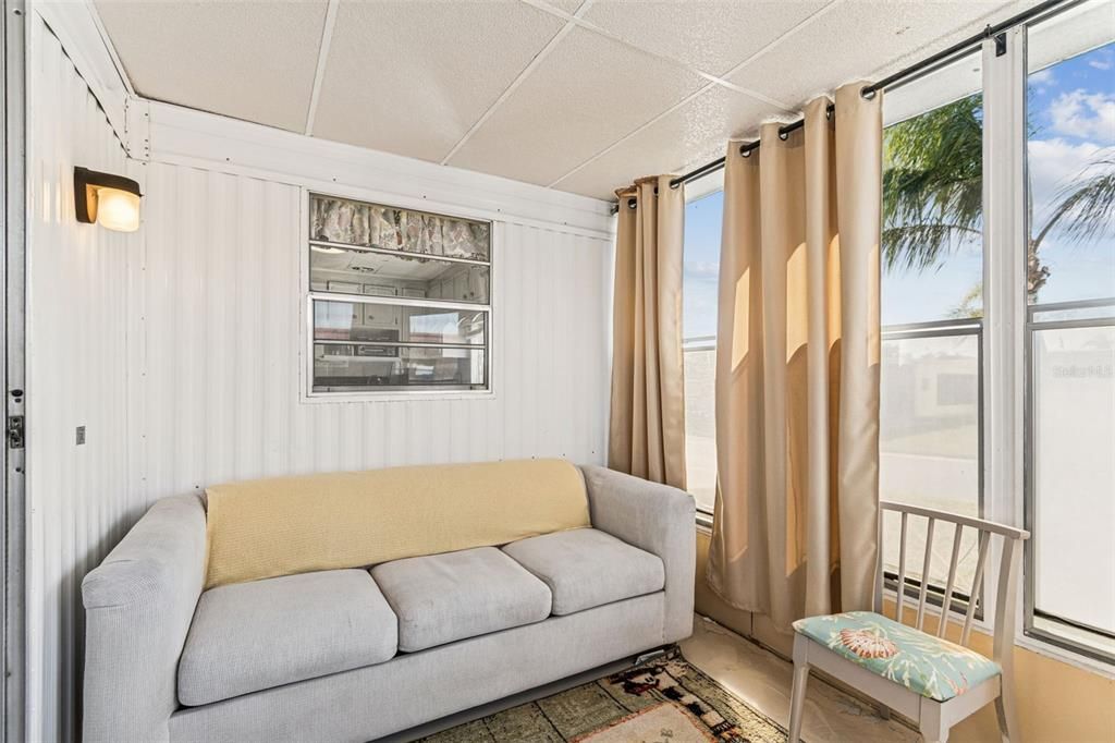 Activo con contrato: $89,000 (2 camas, 2 baños, 960 Pies cuadrados)