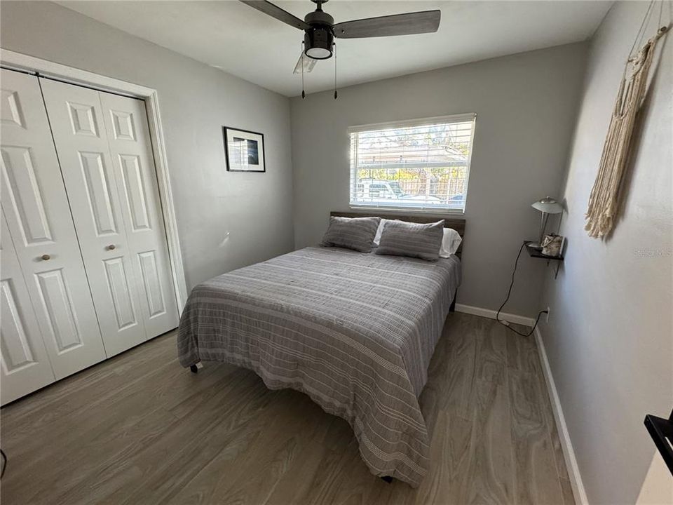 待售: $545,000 (4 贝兹, 0 浴室, 1288 平方英尺)