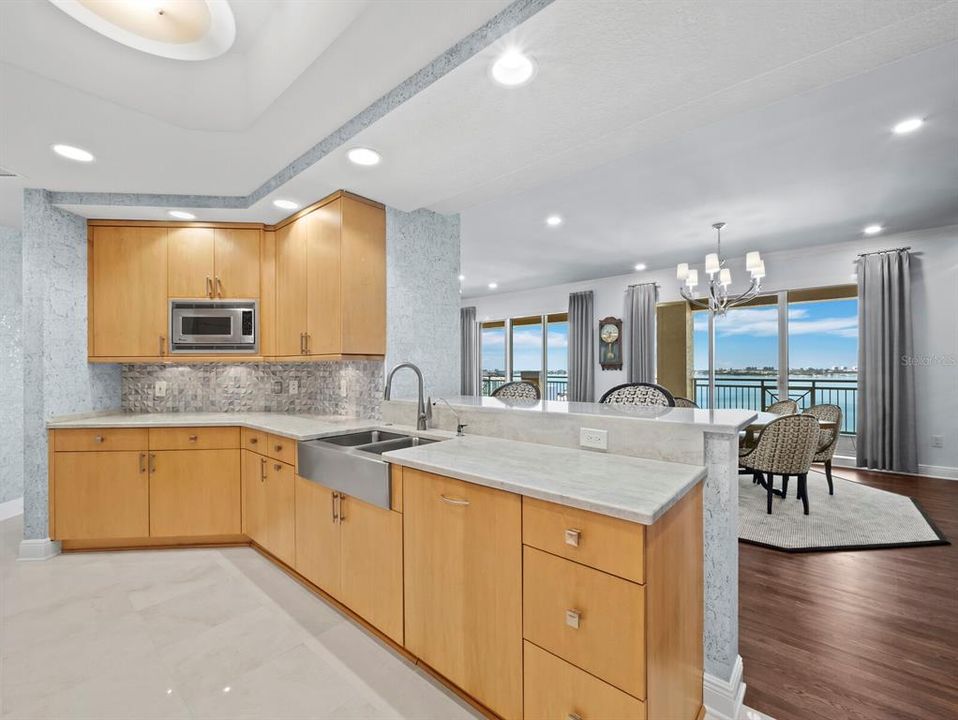 For Sale: $3,100,000 (3 beds, 3 baths, 2990 Square Feet)