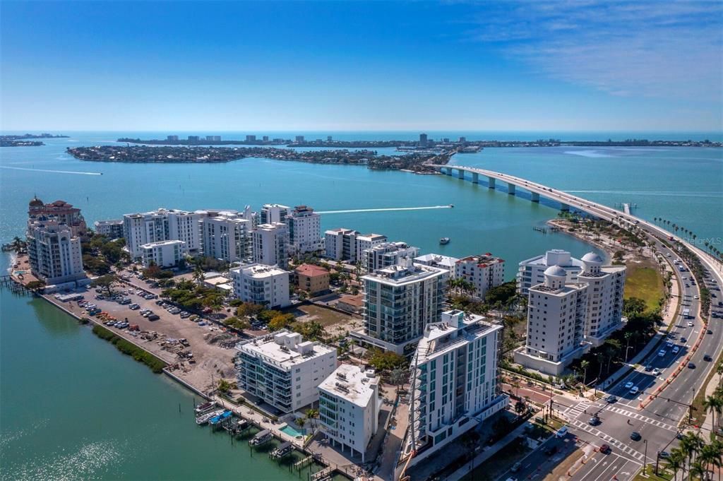 For Sale: $3,100,000 (3 beds, 3 baths, 2990 Square Feet)