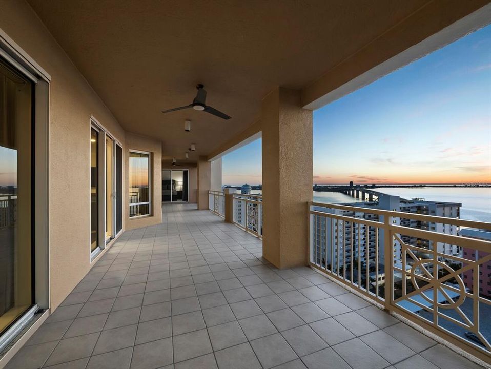 For Sale: $3,100,000 (3 beds, 3 baths, 2990 Square Feet)
