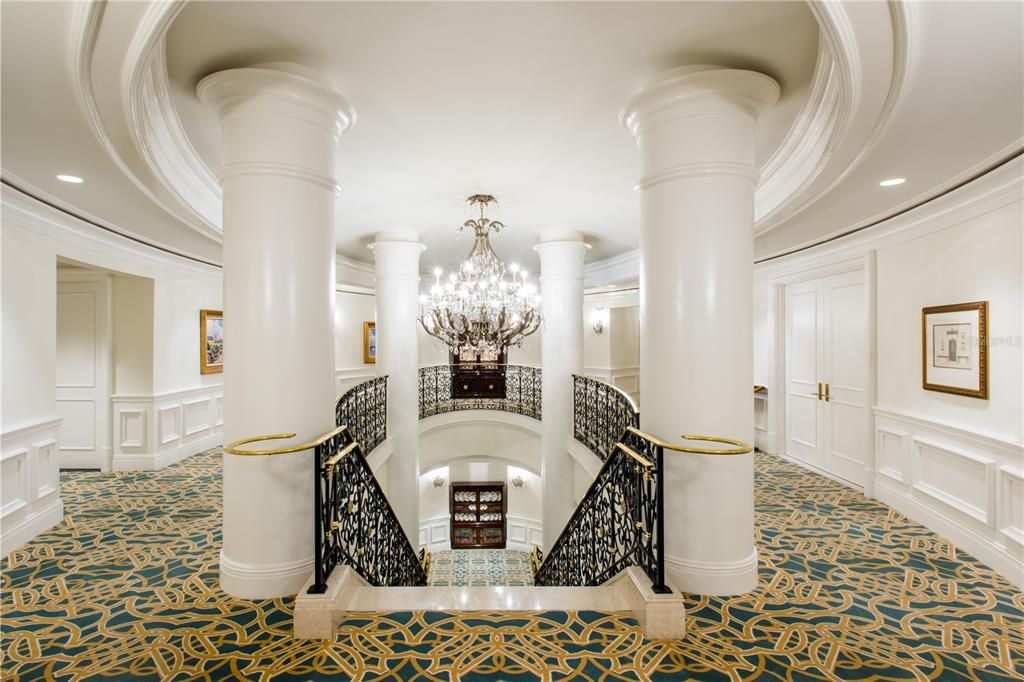 For Sale: $3,100,000 (3 beds, 3 baths, 2990 Square Feet)