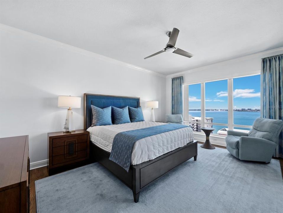 For Sale: $3,100,000 (3 beds, 3 baths, 2990 Square Feet)