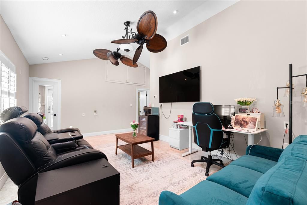For Sale: $1,390,000 (4 beds, 4 baths, 3265 Square Feet)