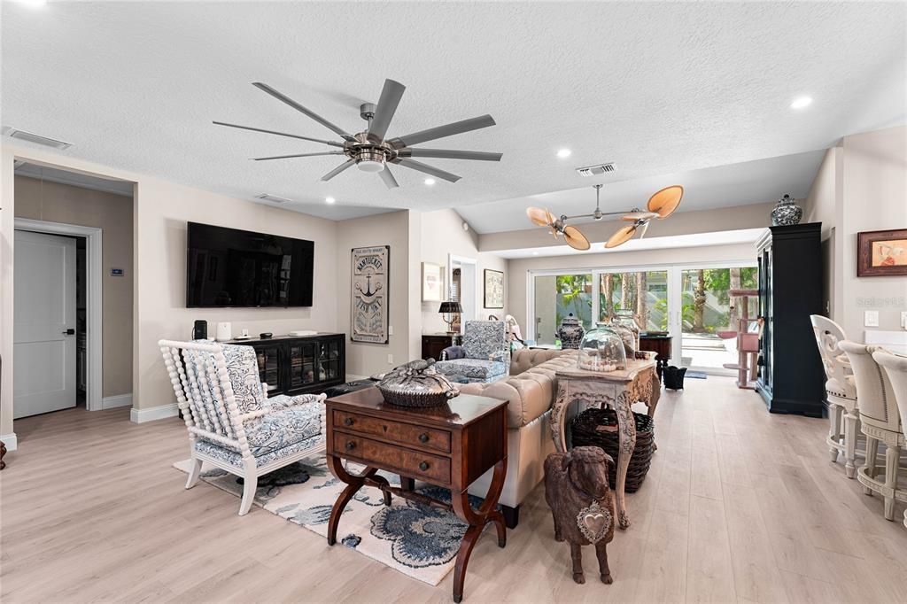 For Sale: $1,390,000 (4 beds, 4 baths, 3265 Square Feet)