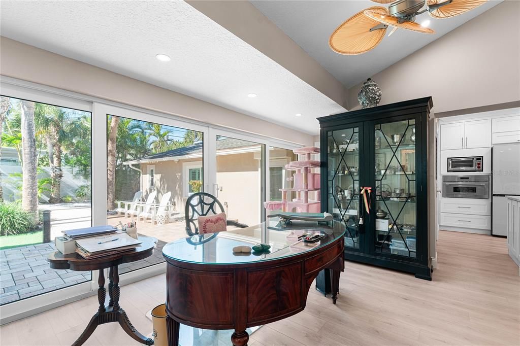 For Sale: $1,390,000 (4 beds, 4 baths, 3265 Square Feet)