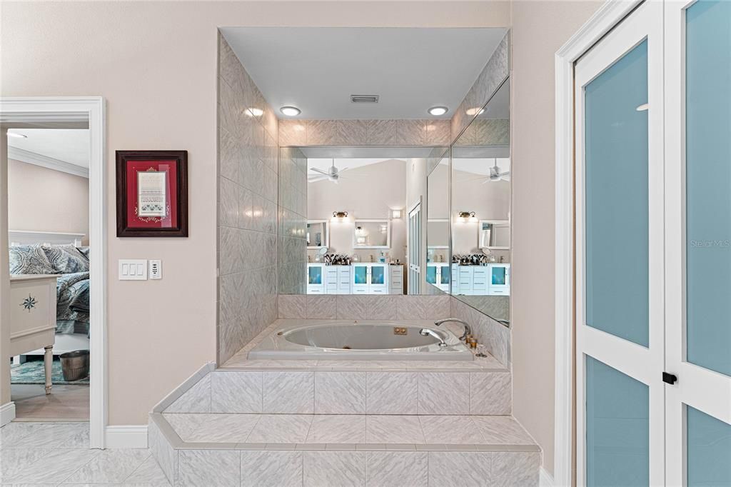 For Sale: $1,390,000 (4 beds, 4 baths, 3265 Square Feet)