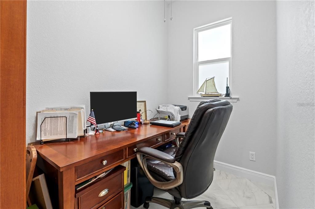 For Sale: $635,000 (3 beds, 3 baths, 2132 Square Feet)