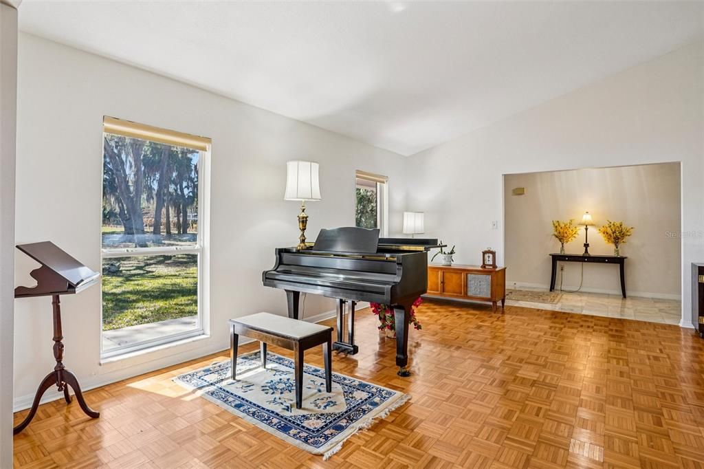 For Sale: $825,000 (3 beds, 2 baths, 2375 Square Feet)
